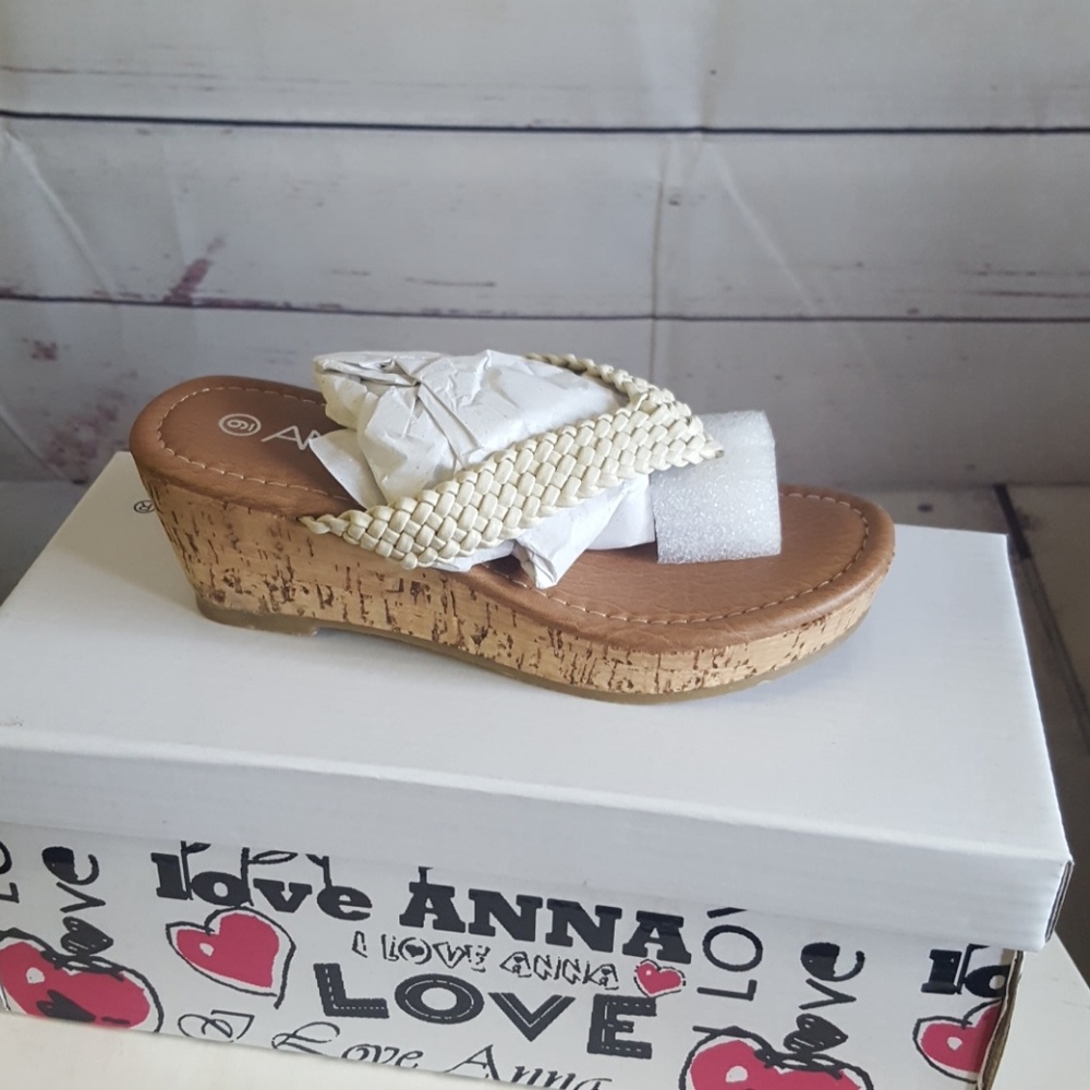 Anna wedges
